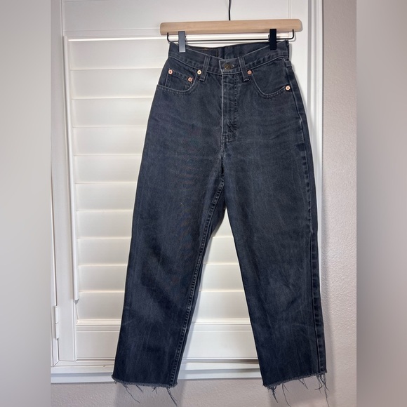Levi’s Vintage 881 Denim Cut Off Jeans Size 27 Orange Tab